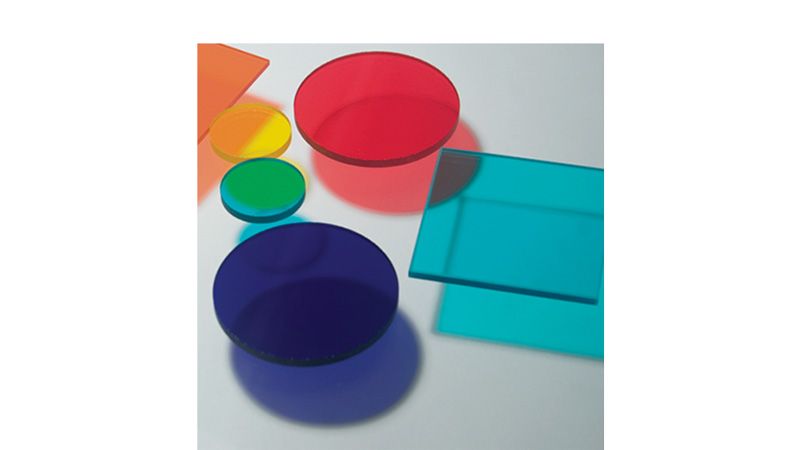 Filtri in vetro colorato e set di calibrazione